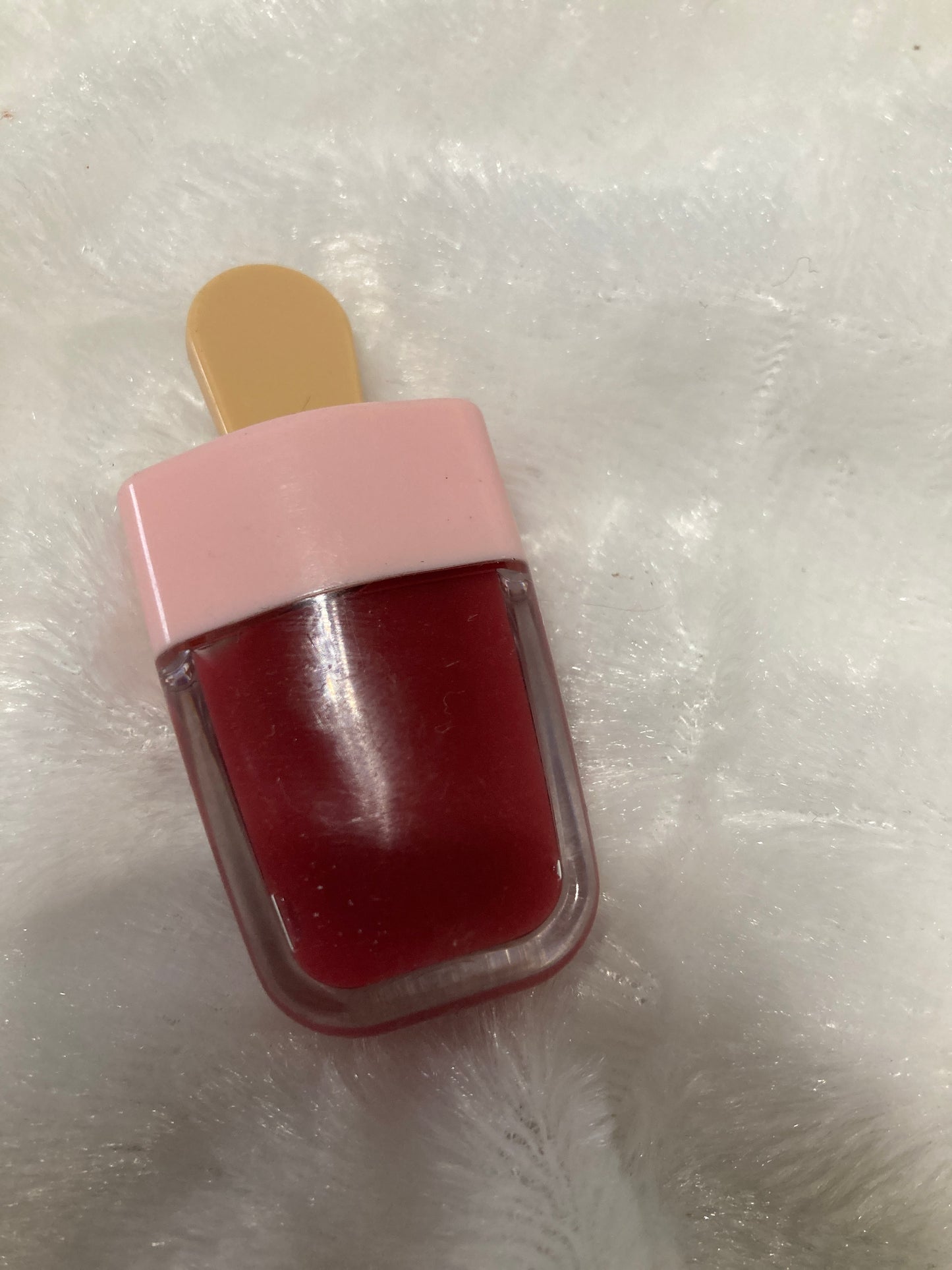 Lip gloss