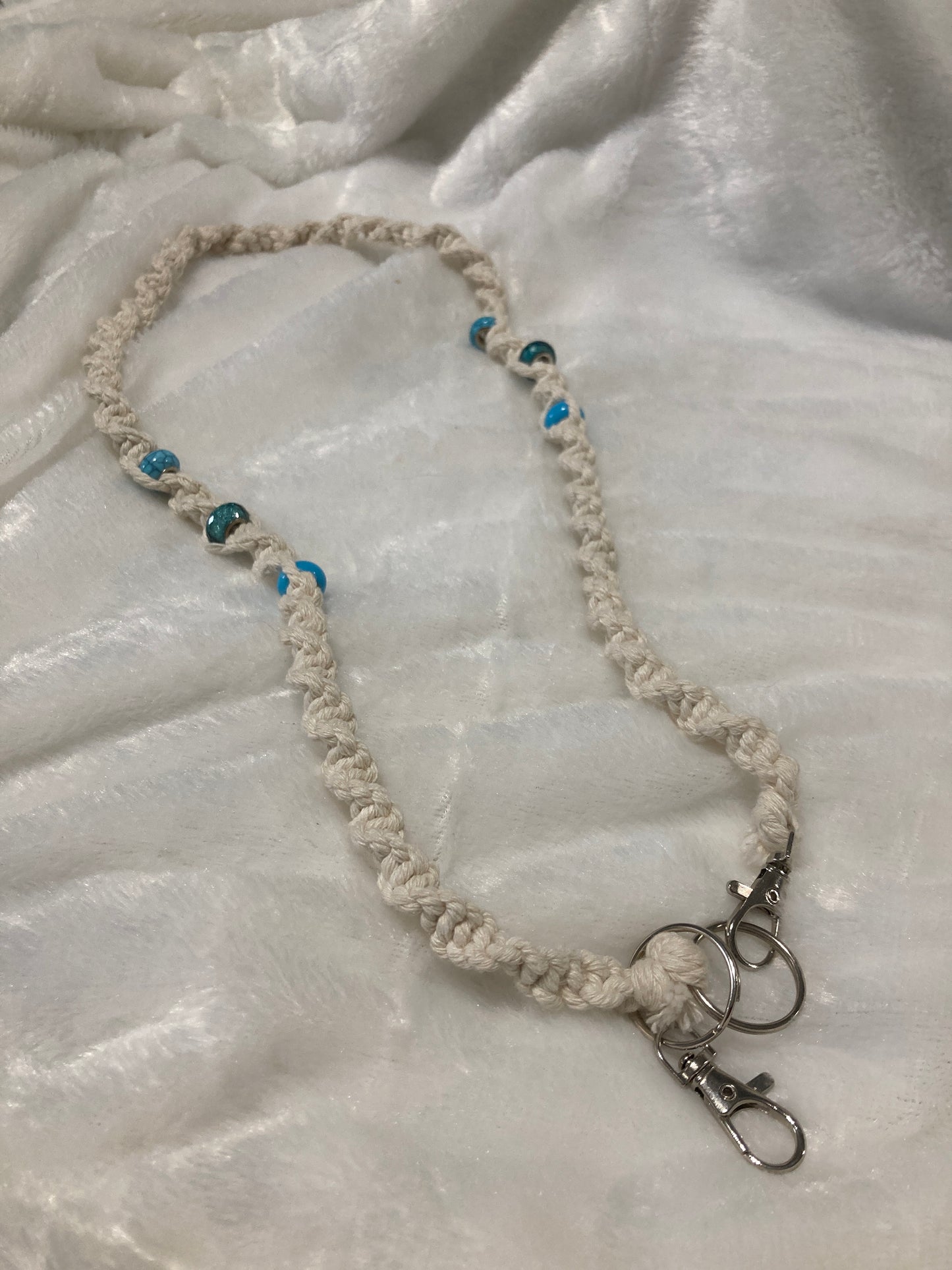 Macrame lanyard